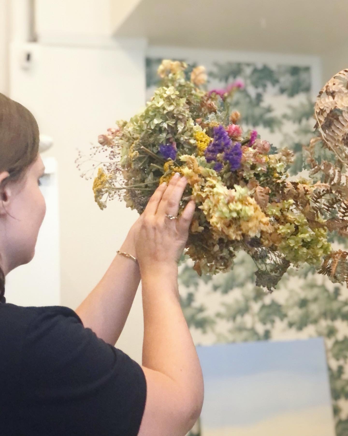 Everlasting Flower Cloud Workshop Saturday December 2nd 11.30-1.30pm